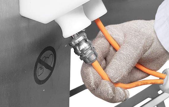 MAJA-OPS Kabelanschluss